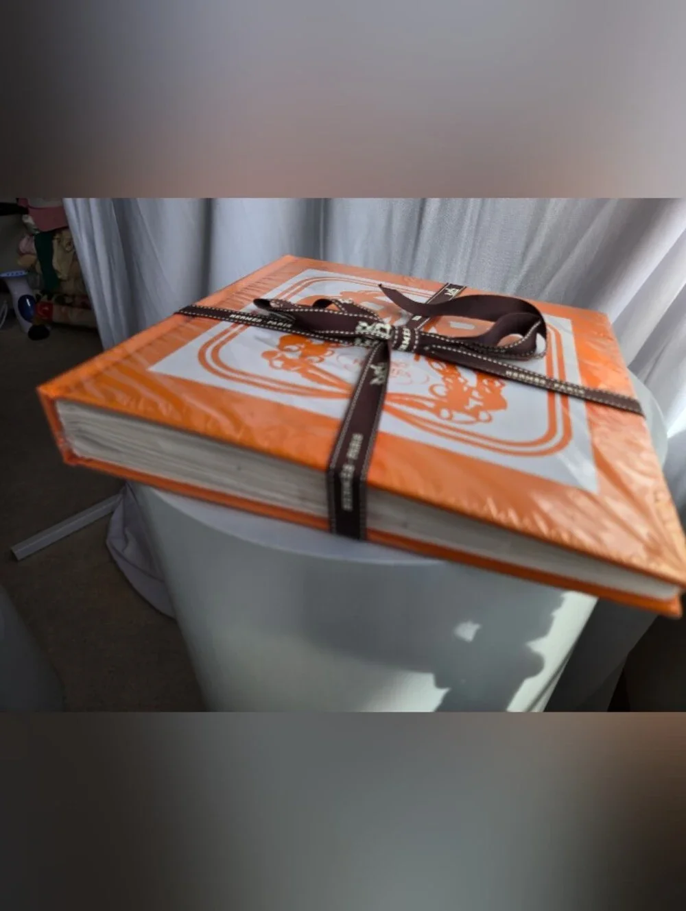 Hermes Collectible Pop Up Book With Plastic Shrink Wrap, Brown Ribbon